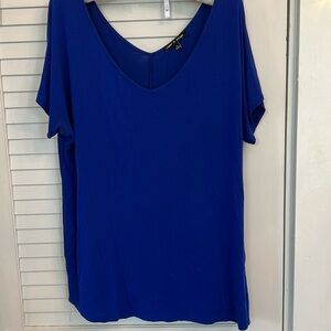 Cable and Gauge XL royal blue women’s knit shirt